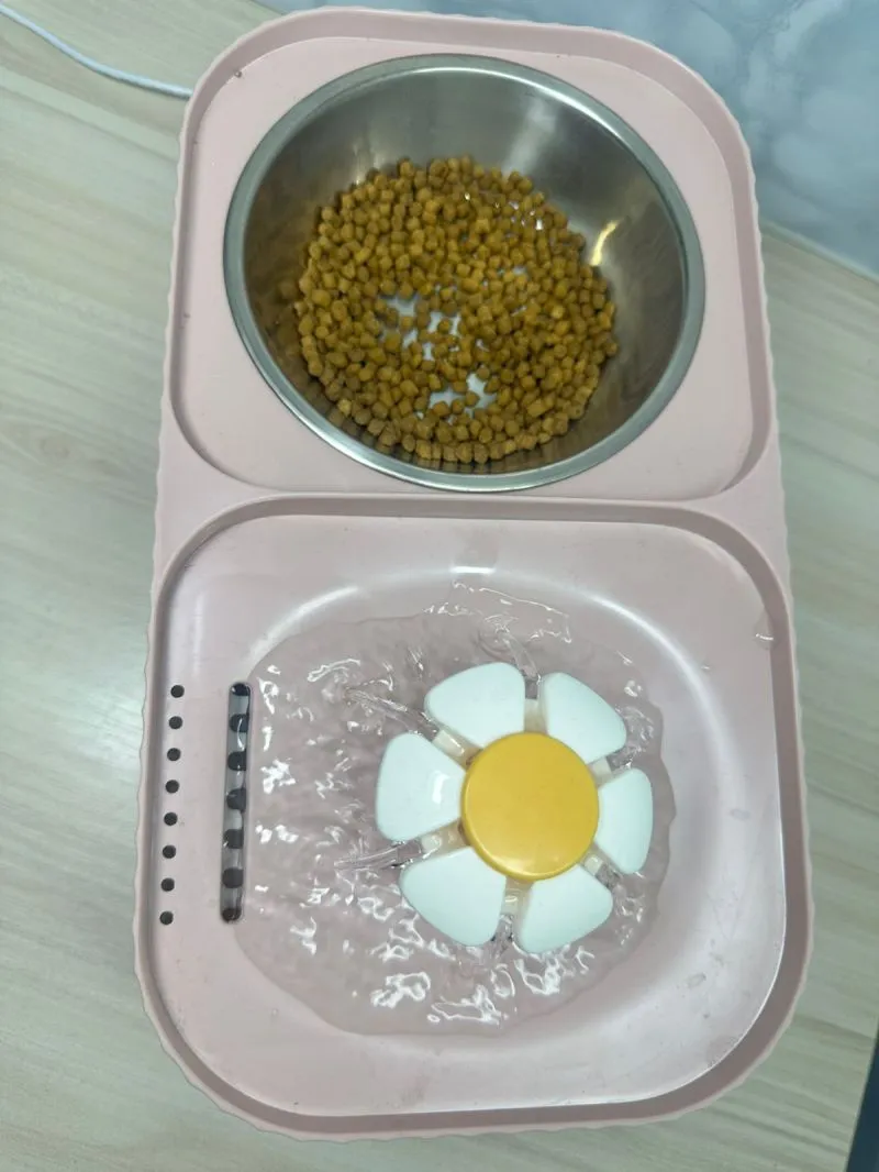 Comedero Dosificador Doble Uso - Electroshopy - Vista 2